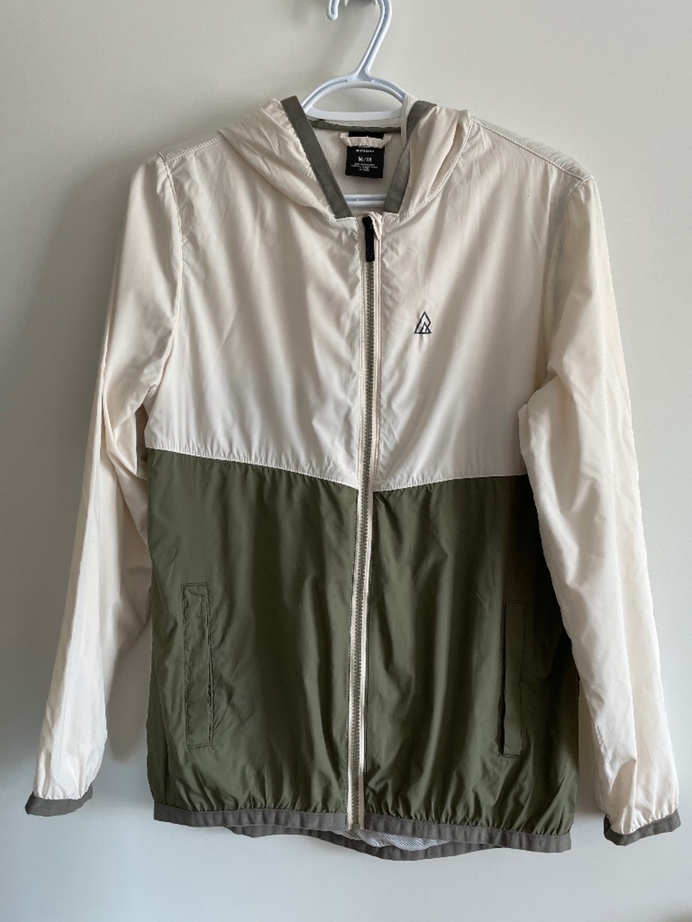 EUC Ripzone Women’s Virginia Packable Lightweight Windbreaker Jacket Size Medium
